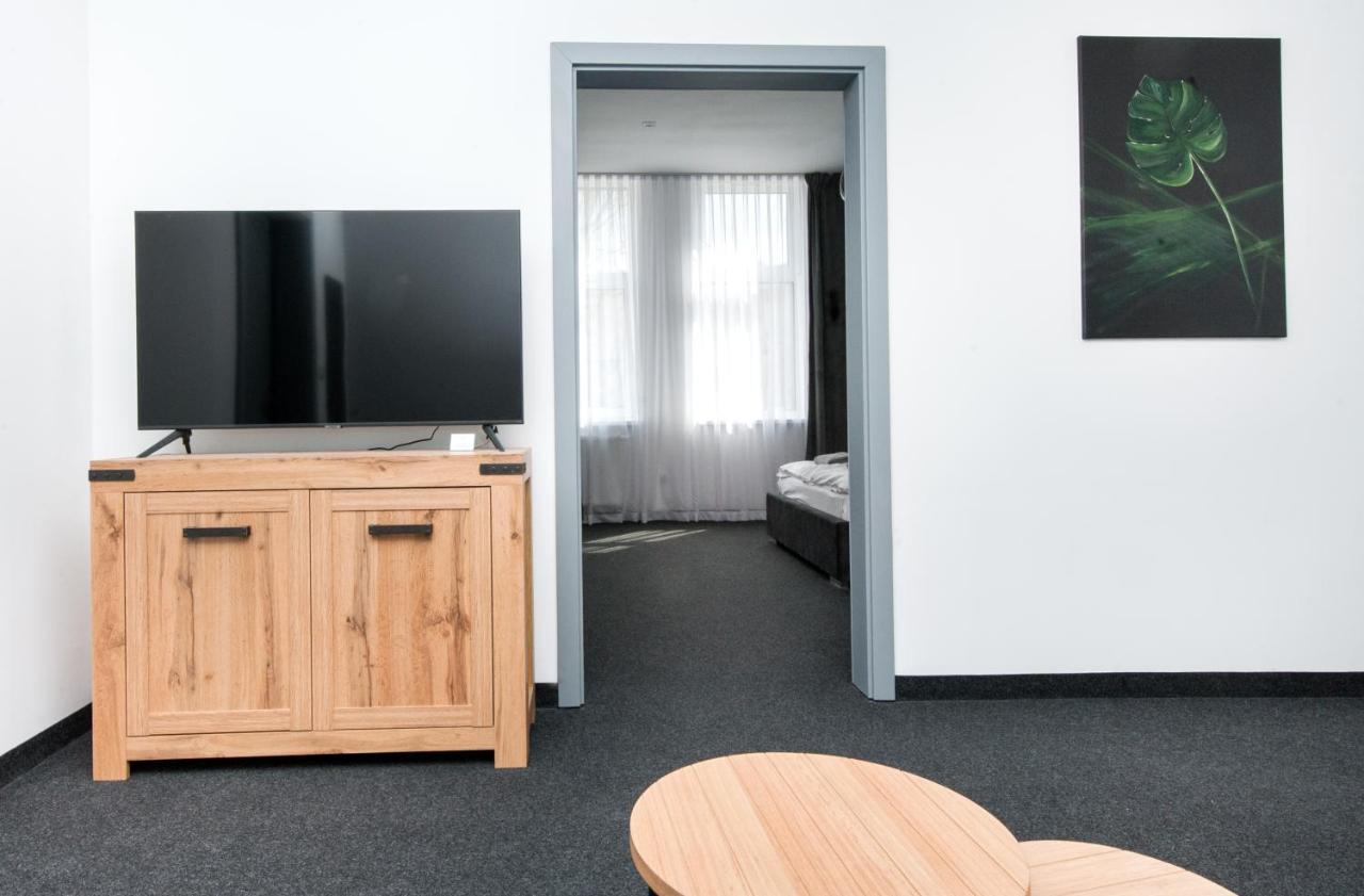 Apartamenty Zabrska 45 Gliwice Bagian luar foto