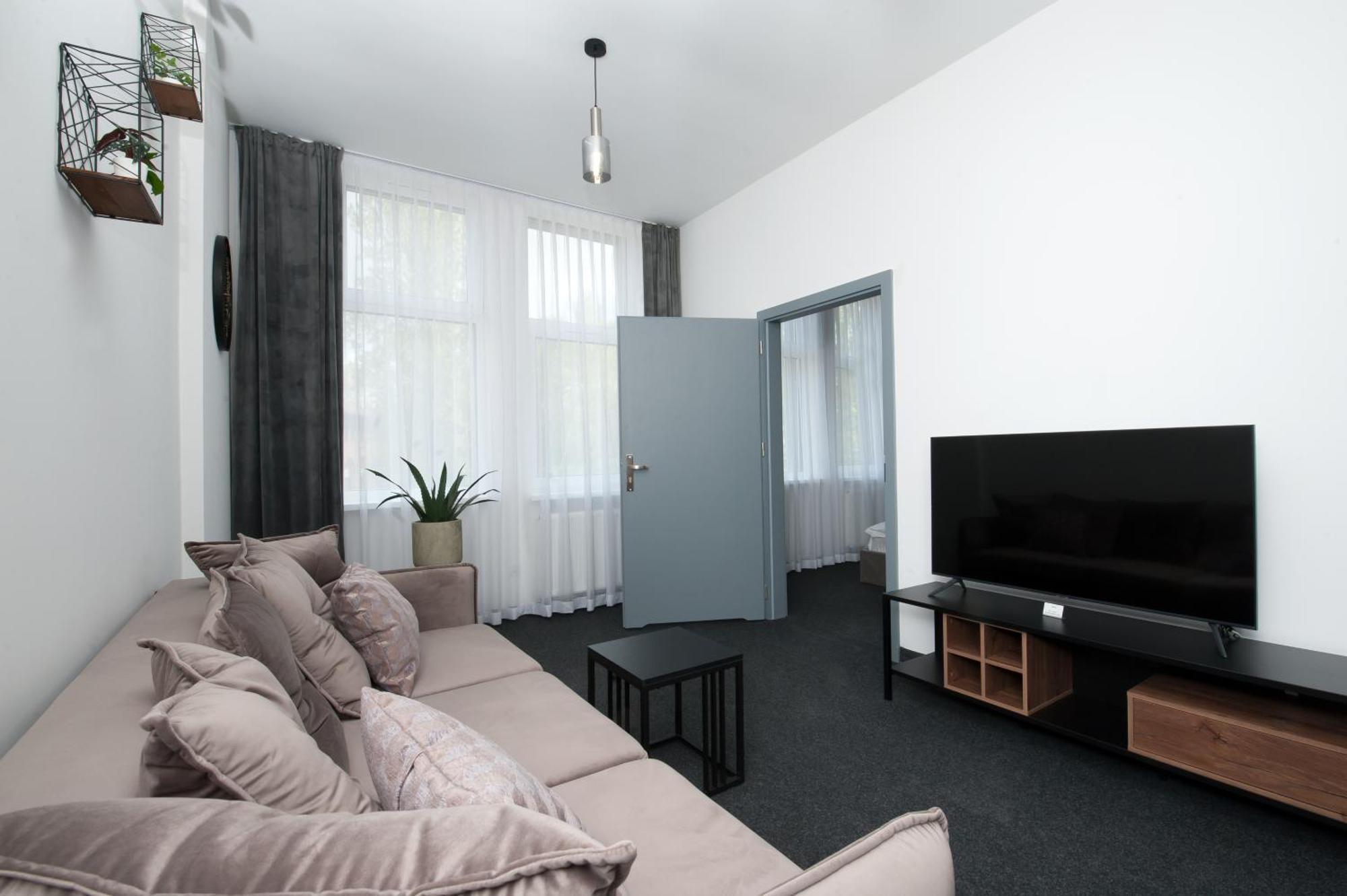 Apartamenty Zabrska 45 Gliwice Bagian luar foto