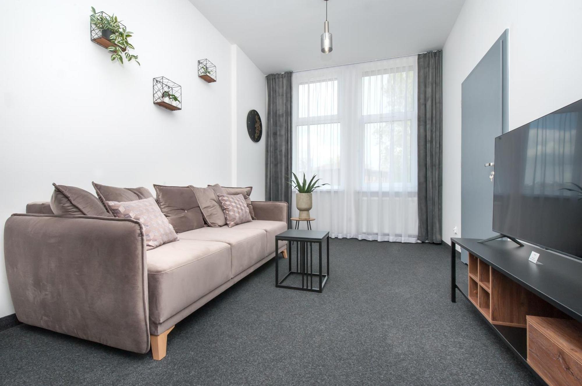 Apartamenty Zabrska 45 Gliwice Bagian luar foto