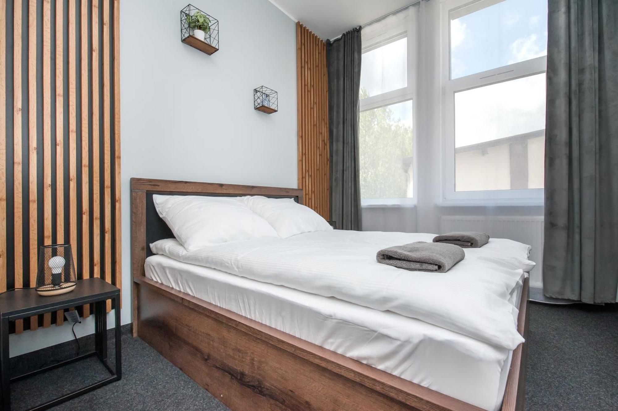 Apartamenty Zabrska 45 Gliwice Bagian luar foto